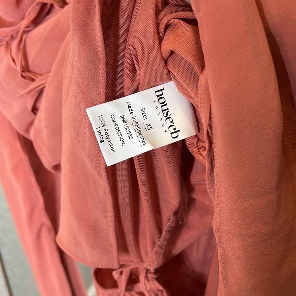 HOUSE OF CB 'Baby' Pink Chiffon Cutout Halter Mini Dress NWOT - Picture 15 of 15